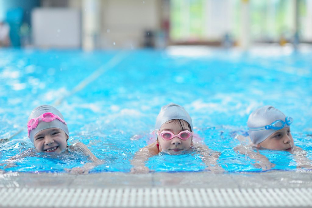 tousalo-natation-activite-cours-collectifs-enfants-bebes-nageurs